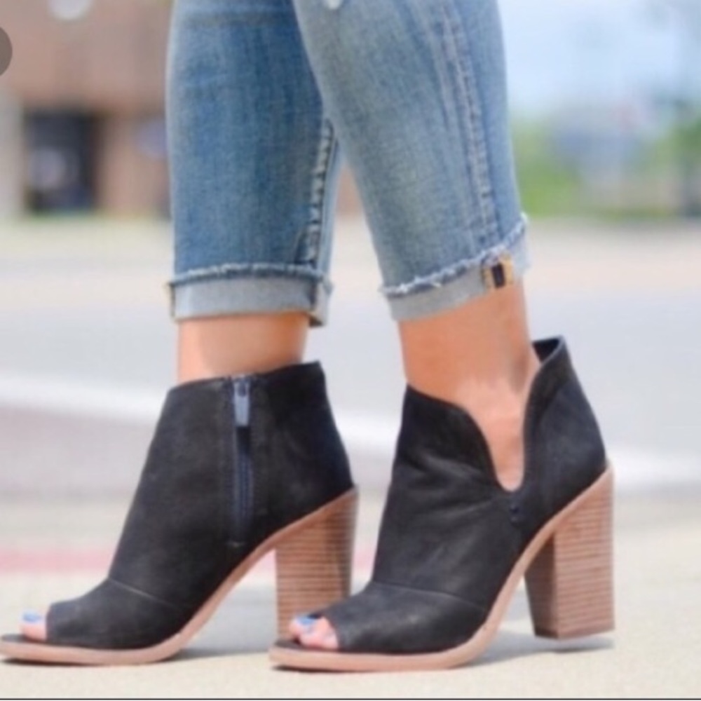 Vince Camuto Katleen